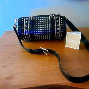 Michael kors barrel purse